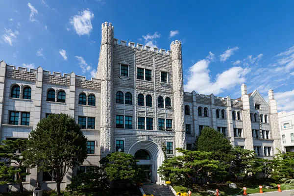 The Debate Over Coeducation at Dongduk Women’s University: Preserving Empowerment in a Changing World